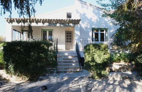 vacation rental with pool and poolhouse, close to arles in moulès- sleeps 8 - Foto 51