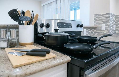 Resort Style 2BR Stay with BBQ, Gym & Sparkling Pool - Foto 9