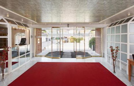 Living Hotel am Olympiapark - Photo 3