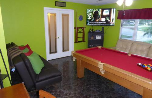 Perfecto Mundo 4, Orlando Area 4BR-2BA Jacuzzi-Billiard-Ping Pong-City Pool - Foto 16