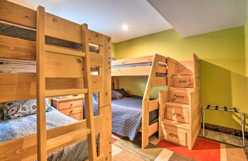 Luxe Updated Home with Grill and Hot Tub 4 Mi to RMNP - Foto 30