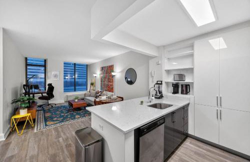 FiDi 1 BR w Work Setup by Anyplace - 11729 - Foto 11