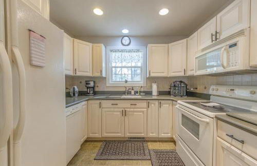 Bed & Birdie - New Vacation Rental - Close to golf course & downtown - Foto 1