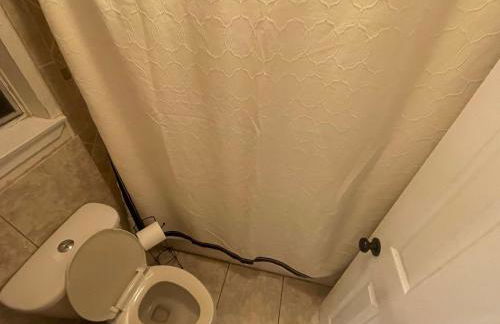 4BR Family Getaway, Pets Welcome, Self Check In! - Foto 16