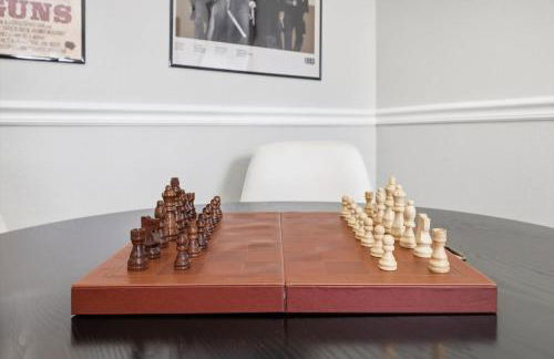 Luxury Backyard Pool & Patio Oasis 4-BD - Foto 28