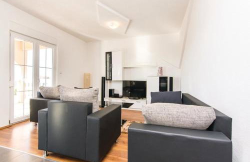 Villa Laura with pool, Budak, Zadar county - Photo 12