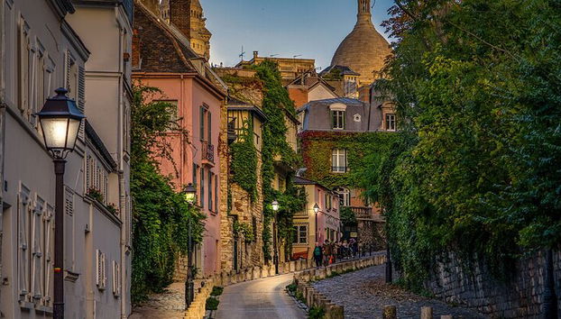 Vive como un local en París: recorridos a pie autoguiados con audio - Foto 2