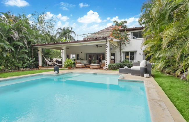 Cozy Private Family Villa at Casa de Campo Pool BBQ Golf Cart - Photo 40