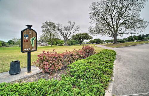 Walk to Lake Conroe Family-Friendly Getaway! - Foto 34