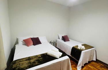 Apto a 5 min da Basílica - 6 pessoas, Garagem, Wi-Fi - Foto 5