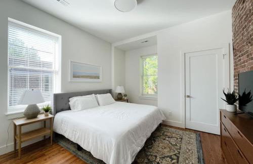 Historic 1900s Townhome with a Modern Flair - Foto 3