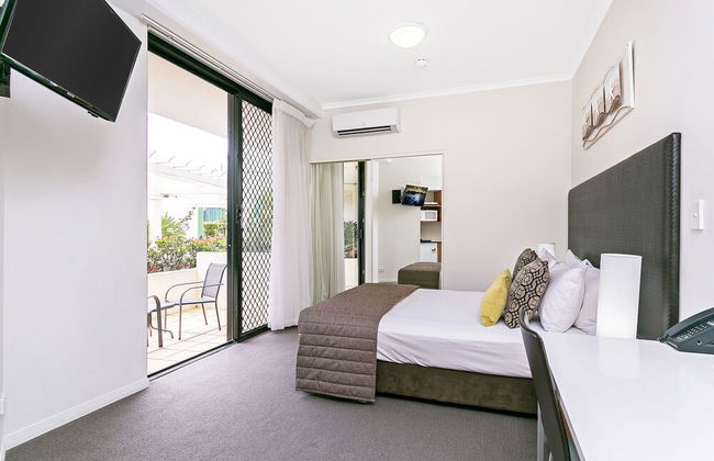 Mantra Coolangatta Beach - Photo 5