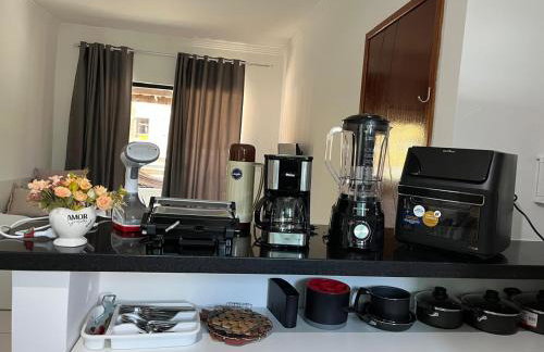 Apto 2 quartos, ar condicionado, 2 banheiros privativos, piscina, no Bairro Cambolo - Foto 16