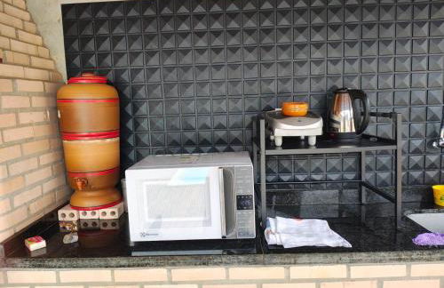 Chalé da Márcia com Piscina e Churrasqueira Privativos - Foto 25