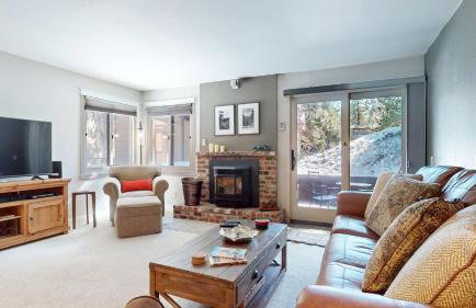 Mountain Condo | Spa Pool and Ski Shuttle Access - Foto 24