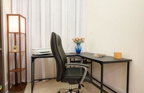 Rodeo Special! 4BR Luxury, Houston Rooftop Views - Foto 17