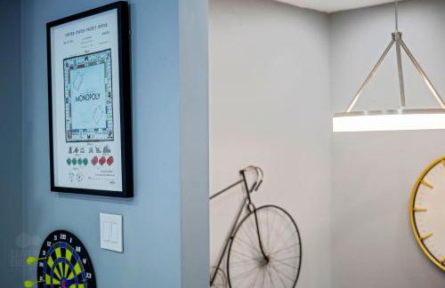 New Sunday River Ski Retreat with Hot Tub Spa - FirePit Sleeps 16 - Foto 28