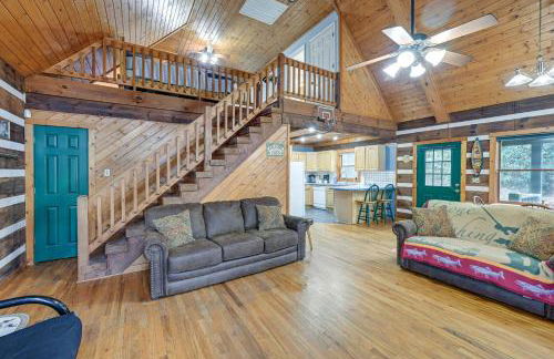 Fire Pit and Porch Rustic Retreat in North Carolina - Foto 5