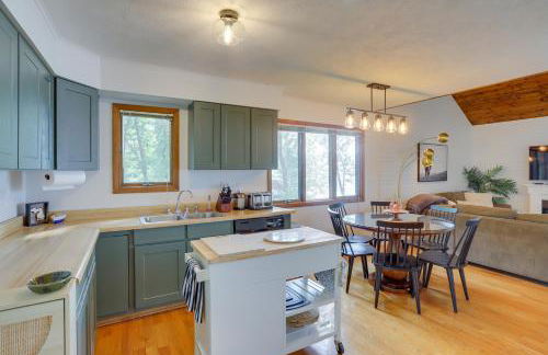 Lakefront Sister Lakes Vacation Rental with Dock! - Foto 8