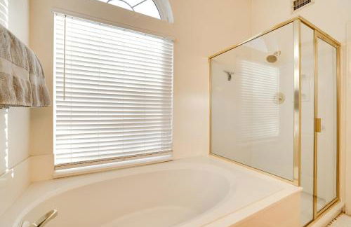 Home on Golf Course with Private Pool in Phoenix! - Foto 15