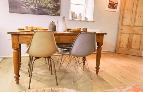 The Organic Cotswolds Cowshed - Photo 7