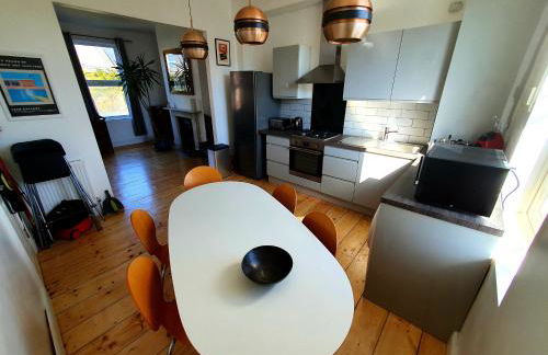 Sunny Apartment with a 10 minute walk to the Sea. - Foto 4