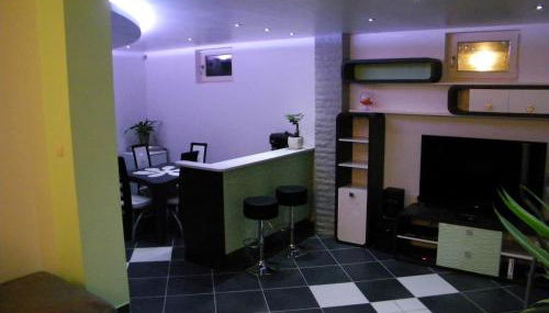 Grand appartement dans villa avec parking quartier résidentiel - Foto 2