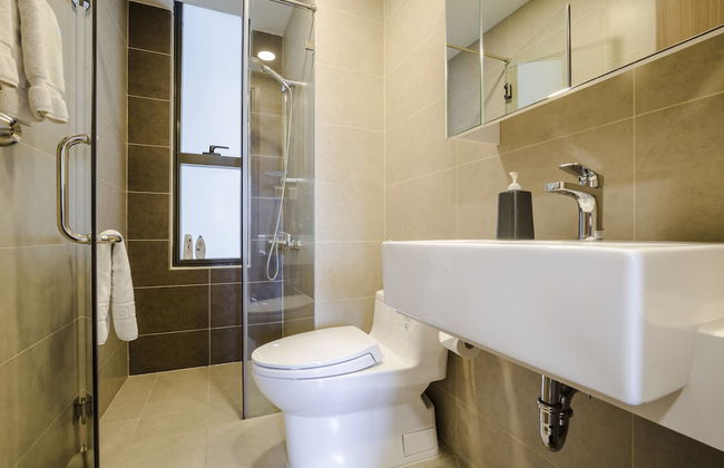 Christina's Saigon - Icon 56 Apartment - Photo 10