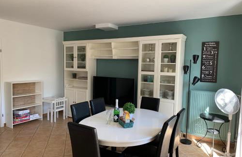 DISNEY & PARIS Happy Villa for 10 persons with Private Garden & Terrace 4 bedrooms, 3 bathrooms FIBER Wifi Netflix & free Parking - Foto 13