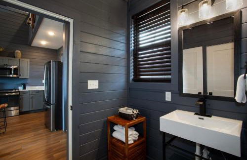 Chalet Amelia Lake View HotTub Fireplace Arcade - Foto 40