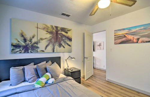 Sun-Soaked Coastal Hideaway - Steps to Beach! - Foto 15