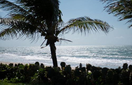 Flat Guarajuba Beira da Praia pé na areia - Foto 21