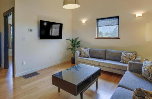 Modern White Salmon Apartment, Steps From Town - Foto 1