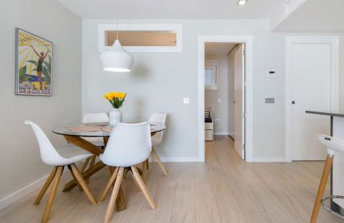 Sorolla 105, luxury, beach, free parking, all services, quite neighborhood, SO - Photo 7