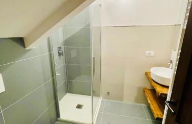 NEW on Bkg! NuovaGrangia Confortable for 2 Families - Foto 12