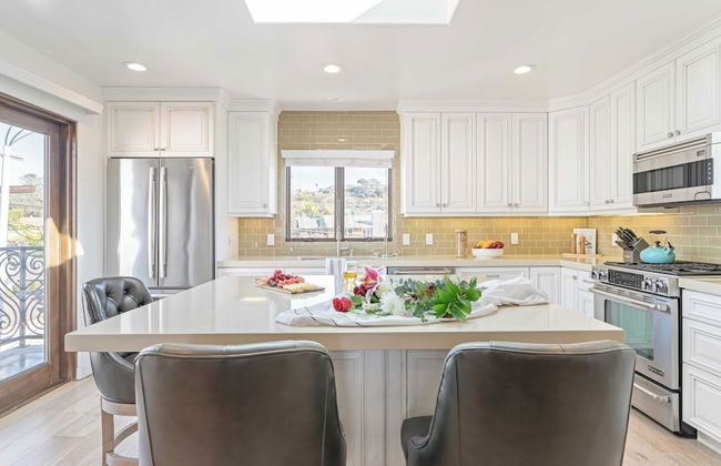 Windansea by Avantstay Private Rooftop Patio, 2 Blocks to Beach & Town - Foto 13