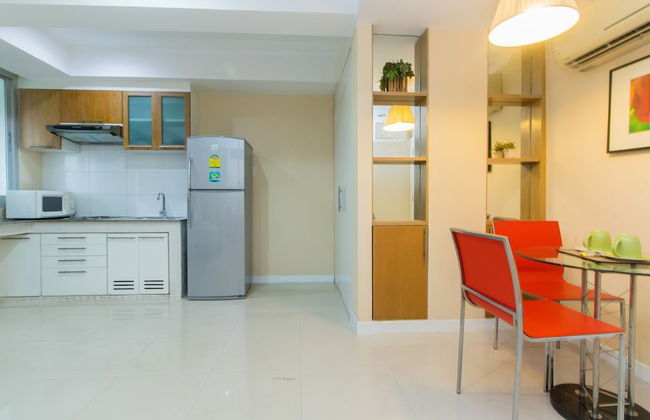 Silom convent garden - Photo 47