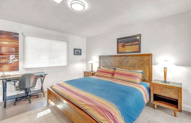 Pebble Beach Barking Seals - 5min Walk to the Beach! - Photo 6