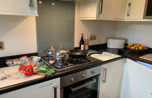 Kents Bank Holiday - Pet Friendly with Bay Views - Foto 11