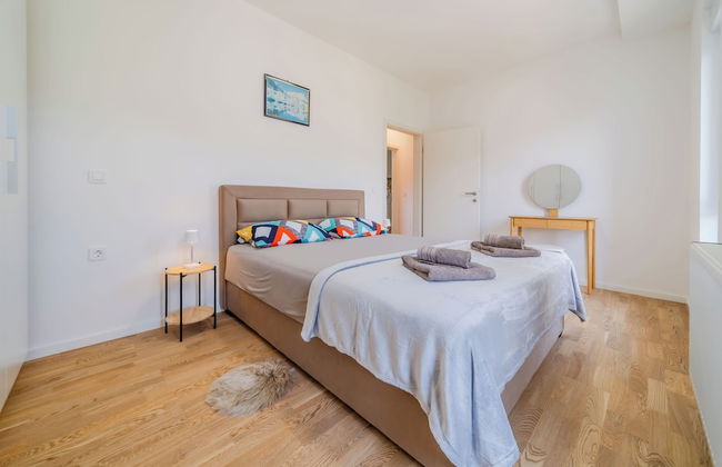 Modern Apartment With Balcony And Garage - Foto 3