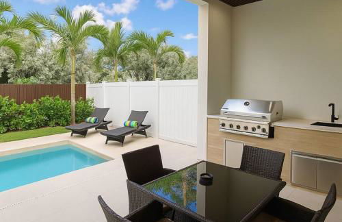 Jungle Serene Lux Home with Pool Sauna Ice Bath - Foto 3