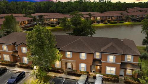 3 Bedrooms 25 Bathrooms Regal Oaks 5716 Dd - Foto 1