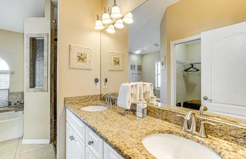 Near Golf and Beaches Luxe Home in Rotonda West! - Foto 15