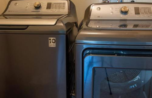 Luxurious With Privacy In 5 Bedroom With Private Pool By Florida Dream Homes - Foto 11