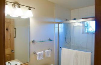 Serene King Suite Retreat on Quiet Mercer Island - Foto 22