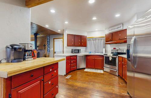 Hungry Horse Hideout - Upper Level - Foto 19