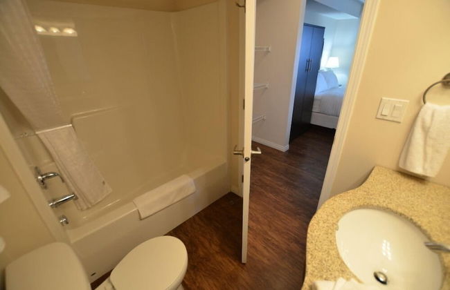 Eaglemont Manor - Foto 26