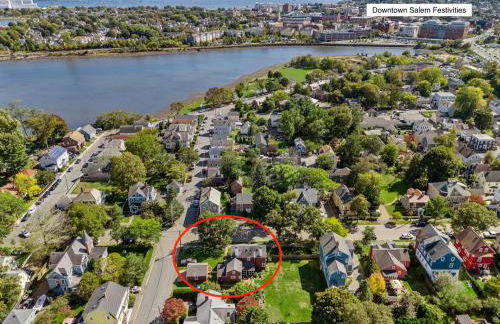 1824 Robert Manning Place|Historic Salem|Parking - Photo 8