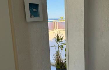 Chez Jo Duplex Terrasse vue mer Hyères - Foto 27