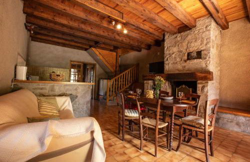 Deux bergeries individuelles rénovées 4x4 et chaînes recommandés par temps de neige, à 2km des remontées mécaniques - Foto 38